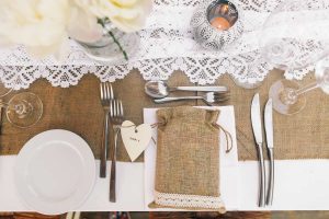 Plans de table mariage : 10 conseils & idées pour s’organiser